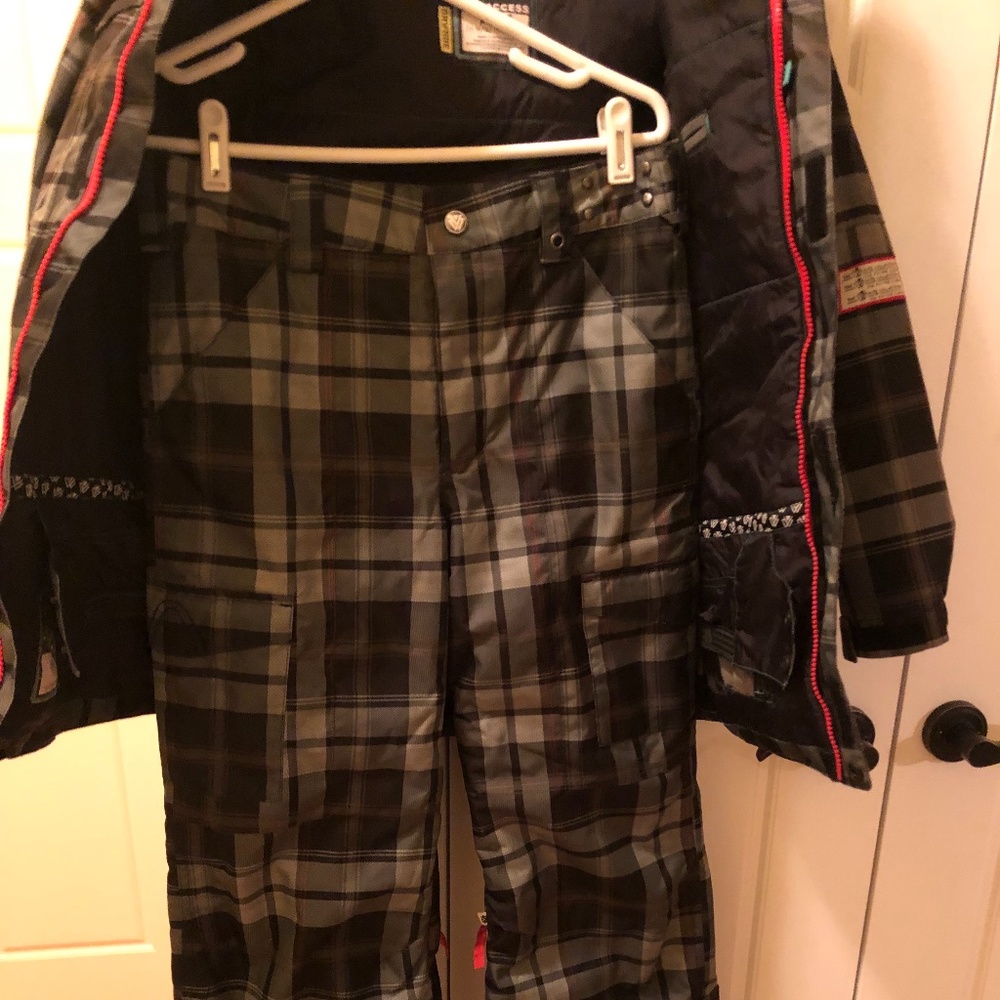 Boys XL Burton All Access Snowboard Jacket & Pant Set